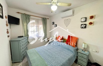 Resale - Villa - Punta Prima