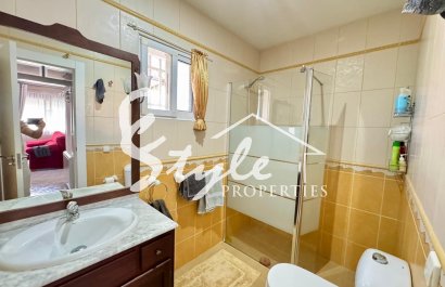 Resale - Villa - Punta Prima