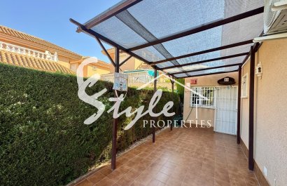 Resale - Villa - Punta Prima