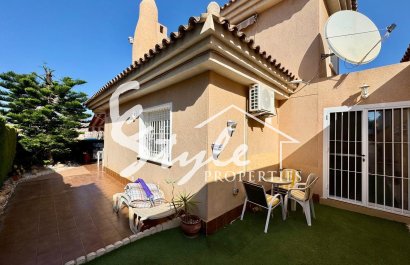 Resale - Villa - Punta Prima