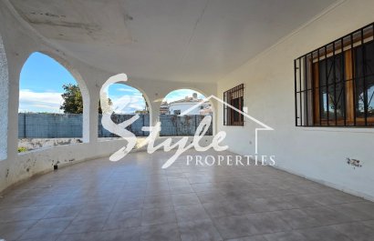 Resale - Villa - Torrevieja - El Chaparal