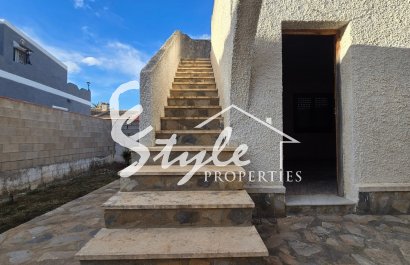 Resale - Villa - Torrevieja - El Chaparal