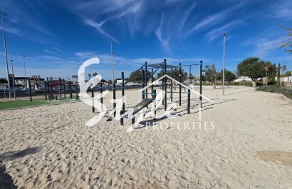 Resale - Villa - Torrevieja - El Chaparal