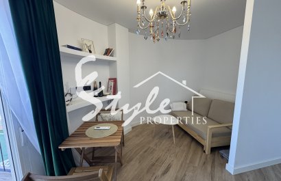 Resale - Apartamento - Torrevieja - La Mata