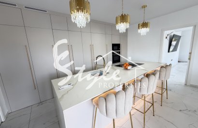 Resale - Villa - Villamartin, Orihuela Costa - Villamartin