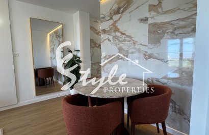 Resale - Apartamento - Orihuela-Costa - Punta Prima