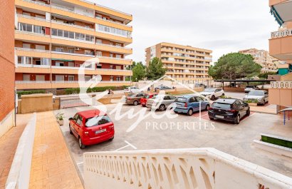 Resale - Apartamento - Punta Prima