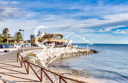 Resale - Apartamento - Punta Prima