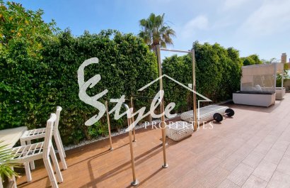 Resale - Villa - Torrevieja - La Mata