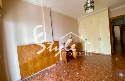 Resale - Apartamento - Torrevieja - Playa del Cura