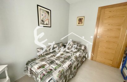Resale - Apartamento - Torrevieja - Playa del Cura