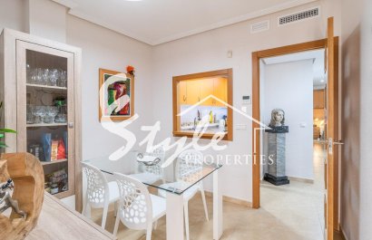 Resale - Apartamento - Torrevieja - Center