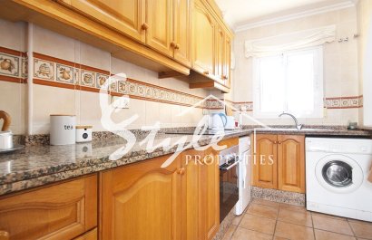 Resale - Villa - Orihuela-Costa - Villamartin