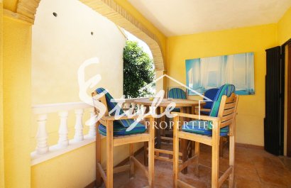 Resale - Villa - Orihuela-Costa - Villamartin