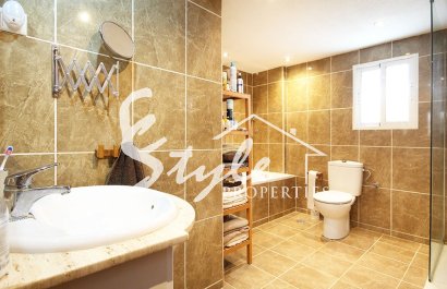 Resale - Villa - Orihuela-Costa - Villamartin