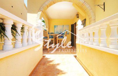 Resale - Villa - Orihuela-Costa - Villamartin