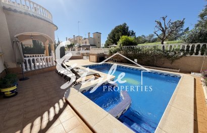 Resale - Villa - Villamartin, Orihuela Costa - Villamartin