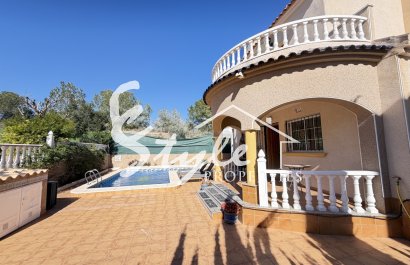 Resale - Villa - Villamartin, Orihuela Costa - Villamartin