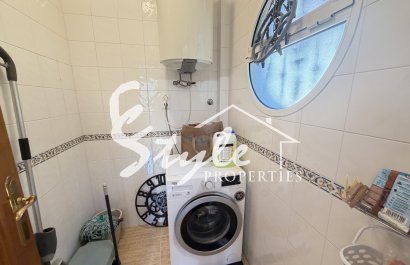 Resale - Villa - Villamartin, Orihuela Costa - Villamartin