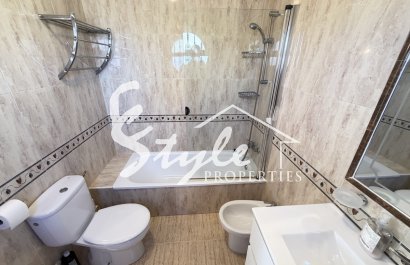 Resale - Villa - Villamartin, Orihuela Costa - Villamartin