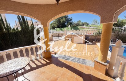 Resale - Villa - Villamartin, Orihuela Costa - Villamartin