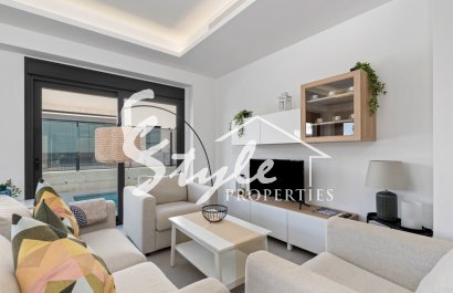 Resale - Semi - Detached Villa - Ciudad Quesada - La Marina