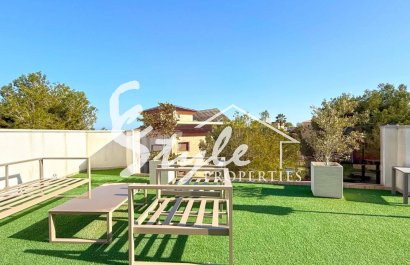 Resale - Villa - Orihuela-Costa - Villamartin