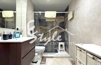 Resale - Villa - Orihuela-Costa - Villamartin