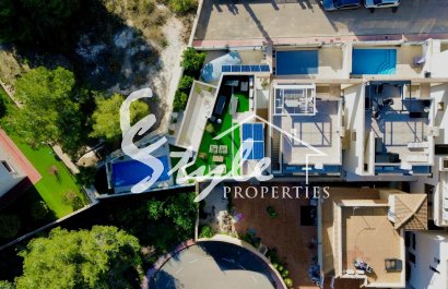 Resale - Villa - Orihuela-Costa - Villamartin