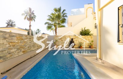 Resale - Villa - Las Ramblas Golf - Las Ramblas