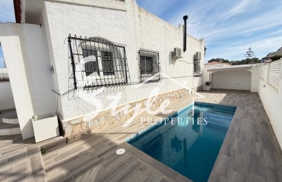 Resale - Villa - Orihuela-Costa - Blue Lagoon