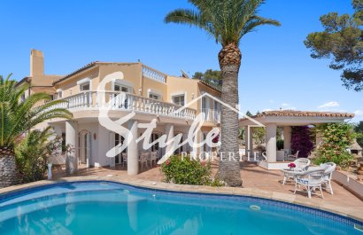 Resale - Villa - Port d'Andratx - Andratx