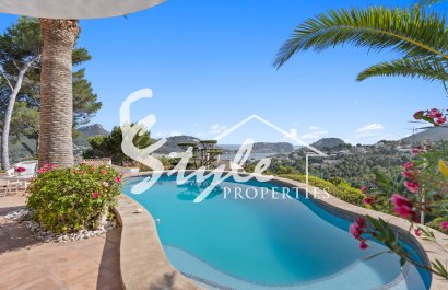 Resale - Villa - Port d'Andratx - Andratx