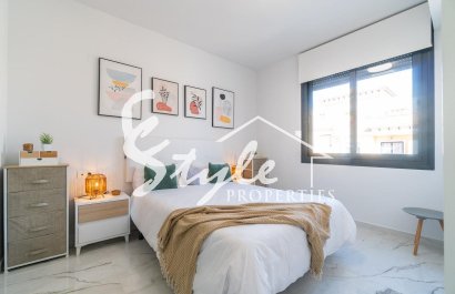 Resale - Apartamento - Orihuela-Costa - PAU 26