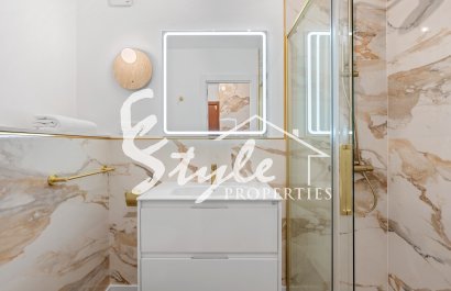 Resale - Apartment - Orihuela-Costa - Punta Prima