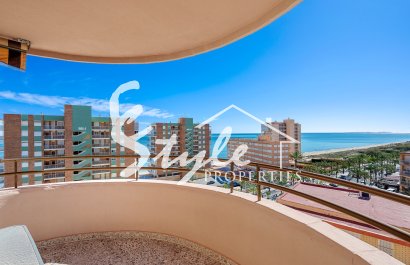 Resale - Apartamento - Arenales del Sol - Segunda linea playa