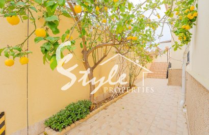 Resale - Villa - Los Balcones