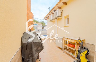 Resale - Villa - Los Balcones