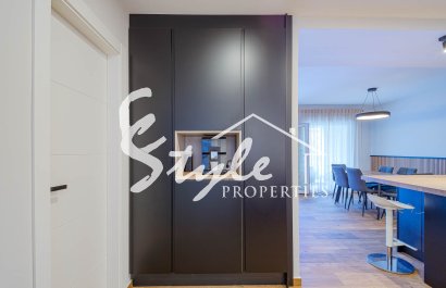 Resale - Villa - Los Balcones