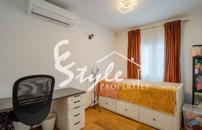 Resale - Villa - Los Balcones