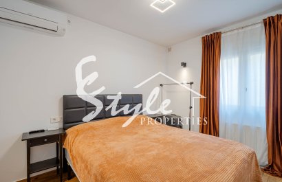 Resale - Villa - Los Balcones