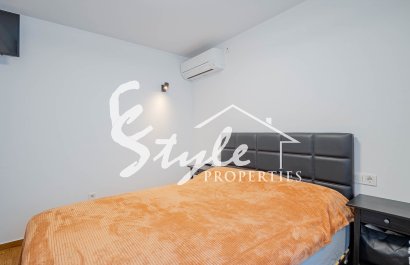 Resale - Villa - Los Balcones