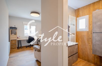 Resale - Villa - Los Balcones