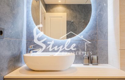 Resale - Villa - Los Balcones