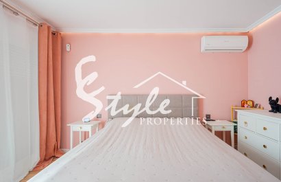 Resale - Villa - Los Balcones