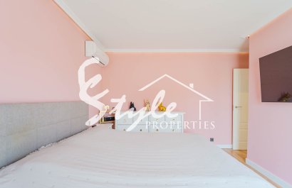 Resale - Villa - Los Balcones