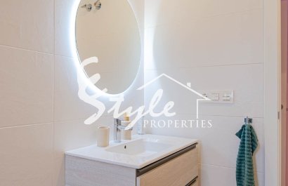 Resale - Villa - Los Balcones