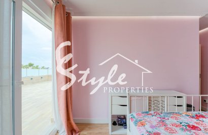 Resale - Villa - Los Balcones