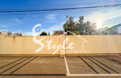 Resale - Apartamento - Torrevieja - Nueva Torrevieja