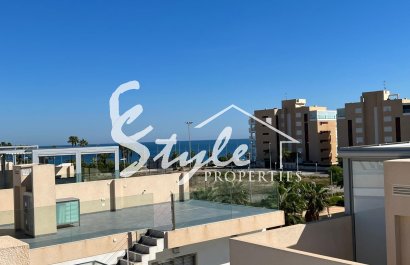 Resale - Villa - Mil Palmeras